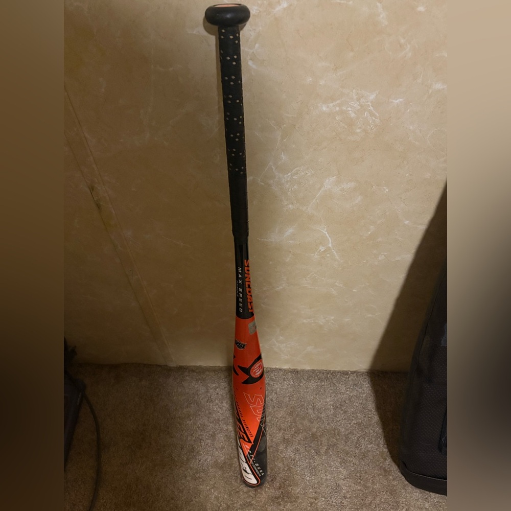 Senior League Softball Bat (Suncoast Melee). 34 x 28 oz.